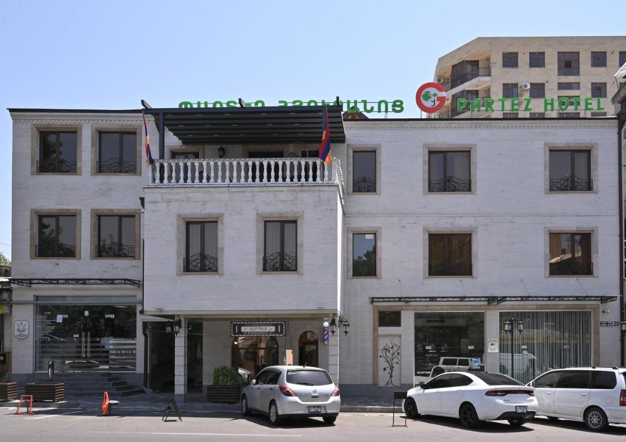 Hotel Partiez Erivan Dış mekan fotoğraf